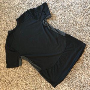 Bundle! Black and Blue Nike Dri Fit Shirts - Medium